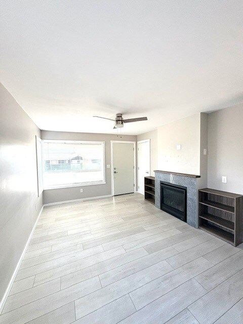 Foto del edificio - 212 Lebo Blvd