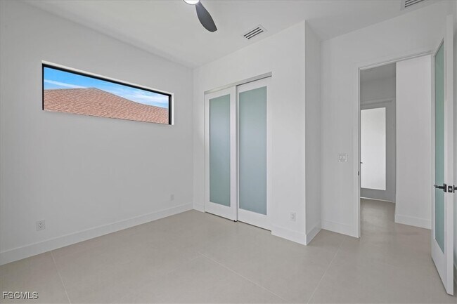 Foto del edificio - 4333 SW 16th Pl