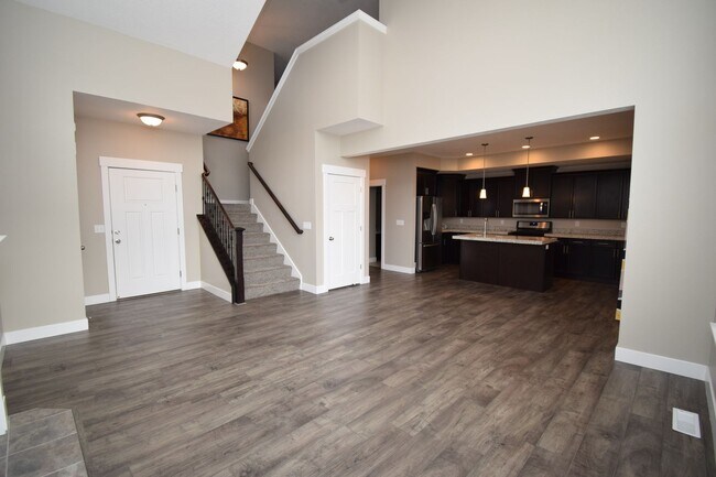 Foto del edificio - Gorgeous 3 Bedroom Townhome in Sandy!