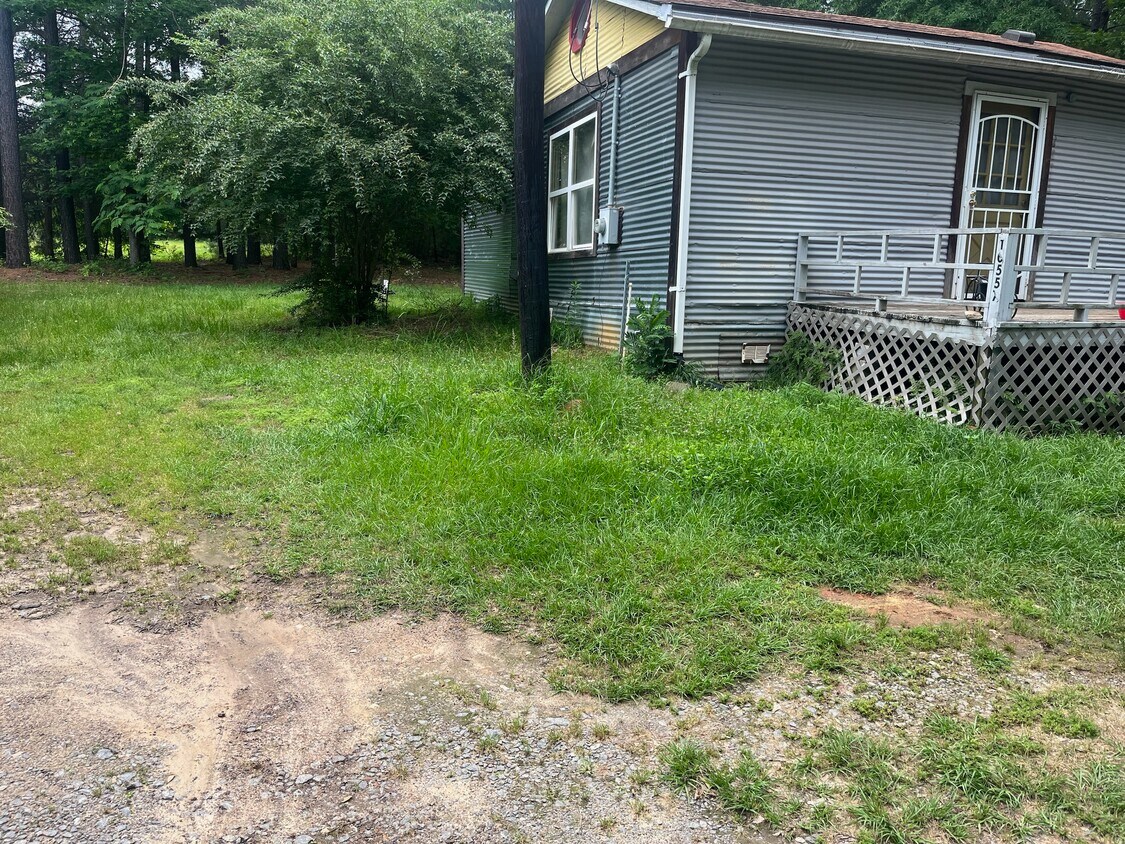 10557 County Road 165 N, Overton, TX 75684 House Rental in Overton