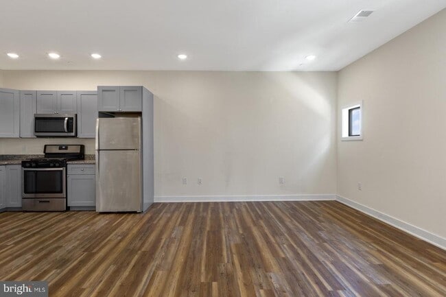 Foto del edificio - 2411 Kensington Ave
