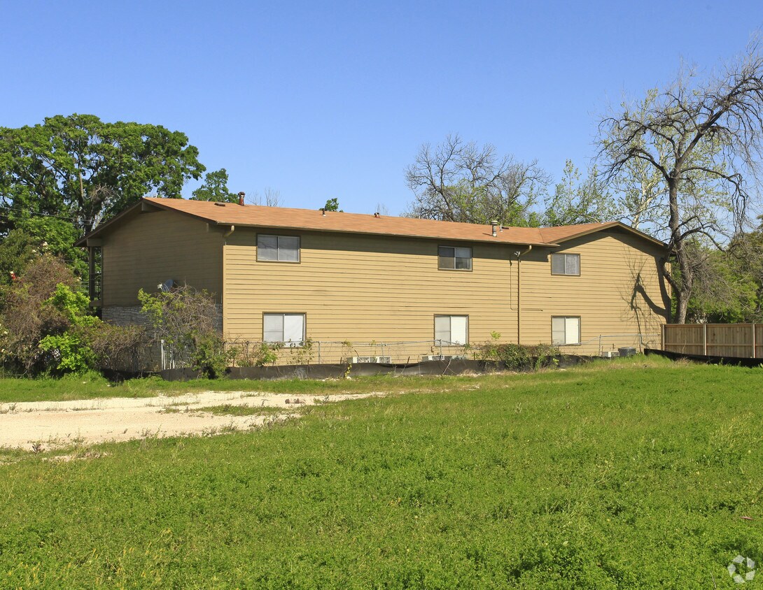 Photo of building exterior - Baccarat