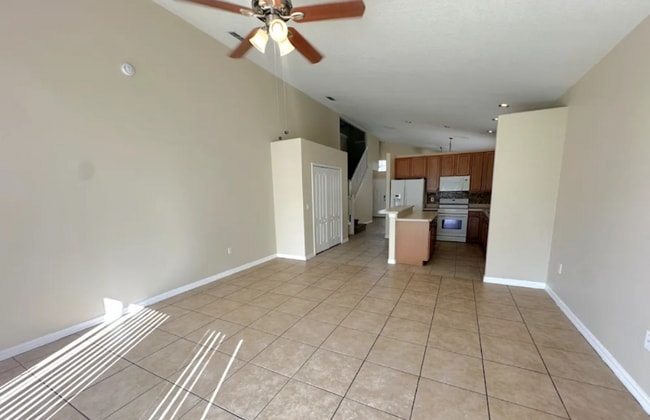 Foto del edificio - 7709 Duckhorn Ct