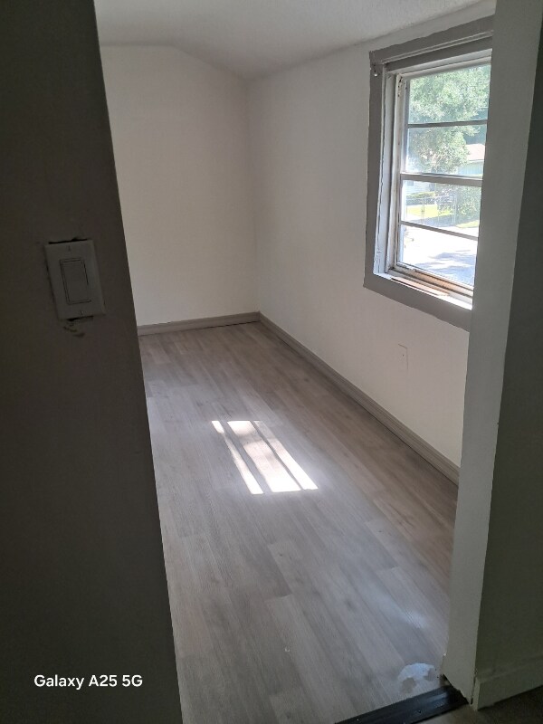 Foto del edificio - 2351 Dukes Ave