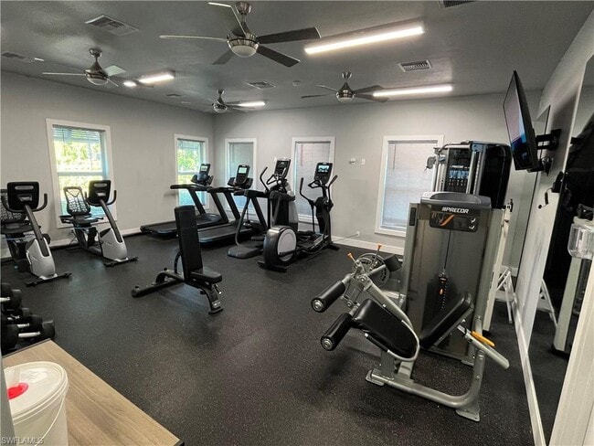 Foto del edificio - 3715 Fieldstone Blvd
