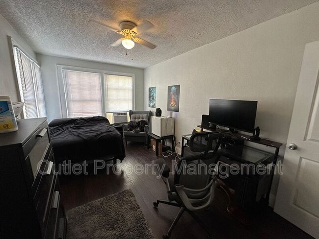 Building Photo - 133 E Concord St