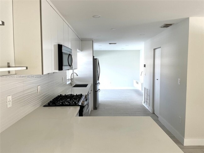 Building Photo - 10273 NW 56th St