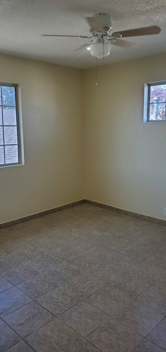 Foto del edificio - 11749 4th Ave