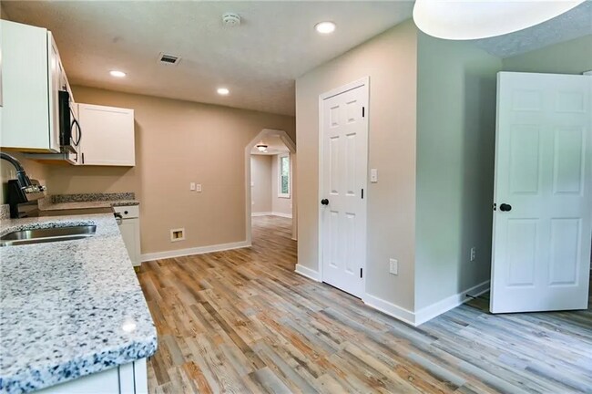 Building Photo - 148 Alfred Ln