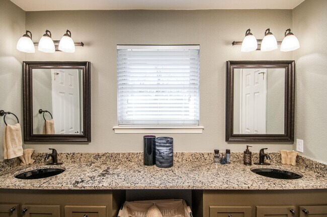 Foto del edificio - 2947 Southridge Dr