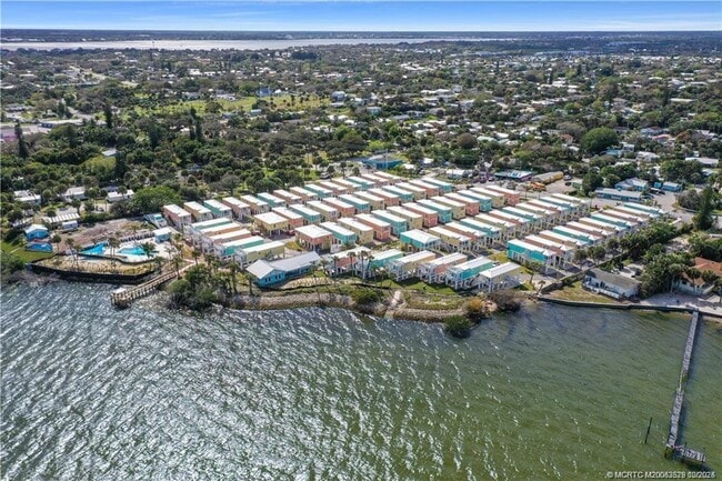 Building Photo - 2506 Heron Way