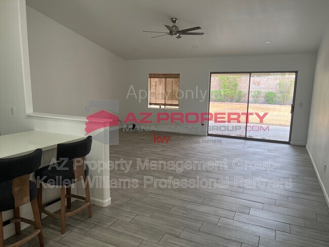 Foto del edificio - 2447 S 80th Ln
