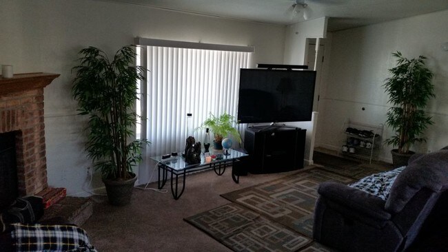 Foto del edificio - 6130 Monterey Rd