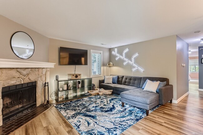 Living Room - 12612 NE 119th St