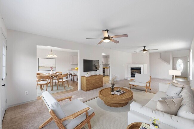 Foto del edificio - 6334 Cottage Woods Dr