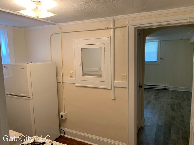 Building Photo - 3638 E Plankinton Ave