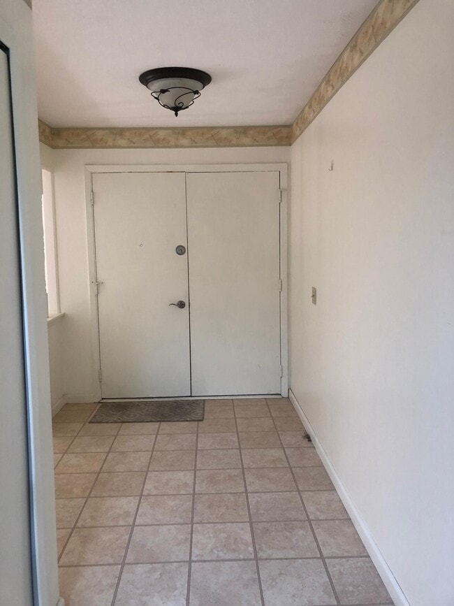 Building Photo - 8941 Christopher Dr