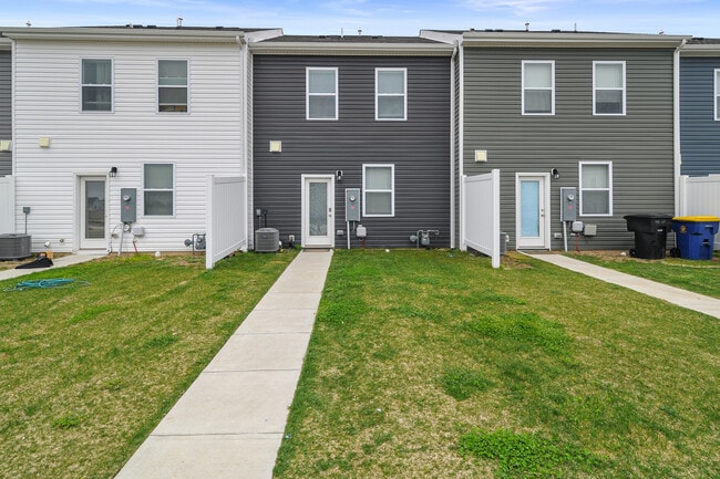 Building Photo - 420 Ridgley Blvd