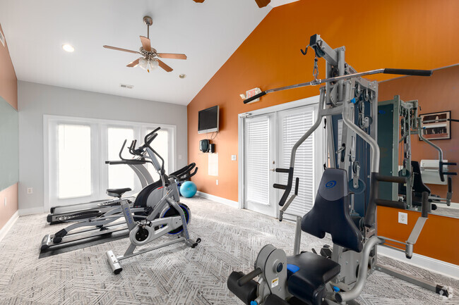 Fitness Center - Willow Woods