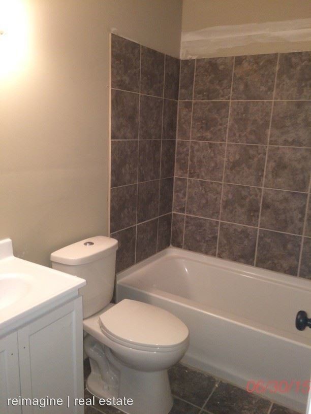 Building Photo - 567 Stryker Ave