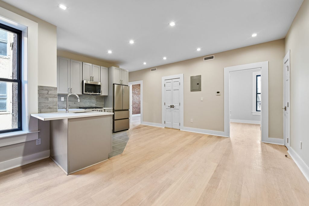 45 Argyle Rd Unit 3B, Brooklyn, NY 11218 Apartment for Rent in