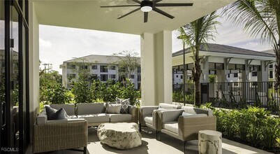 Building Photo - 7301 Lake Bank Lp