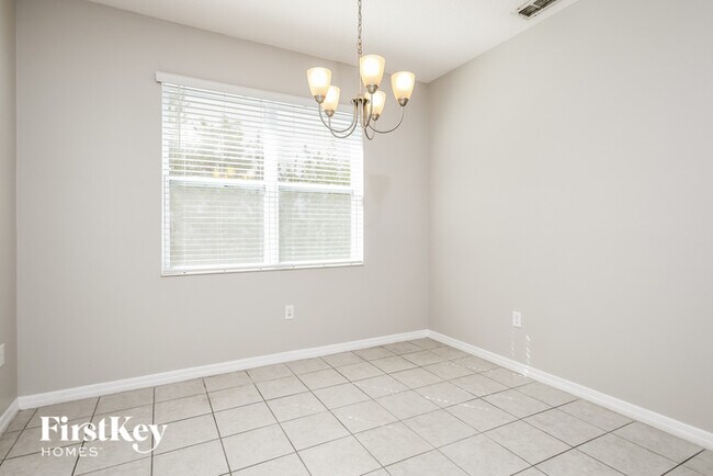 Foto del edificio - 2251 Crofton Ave