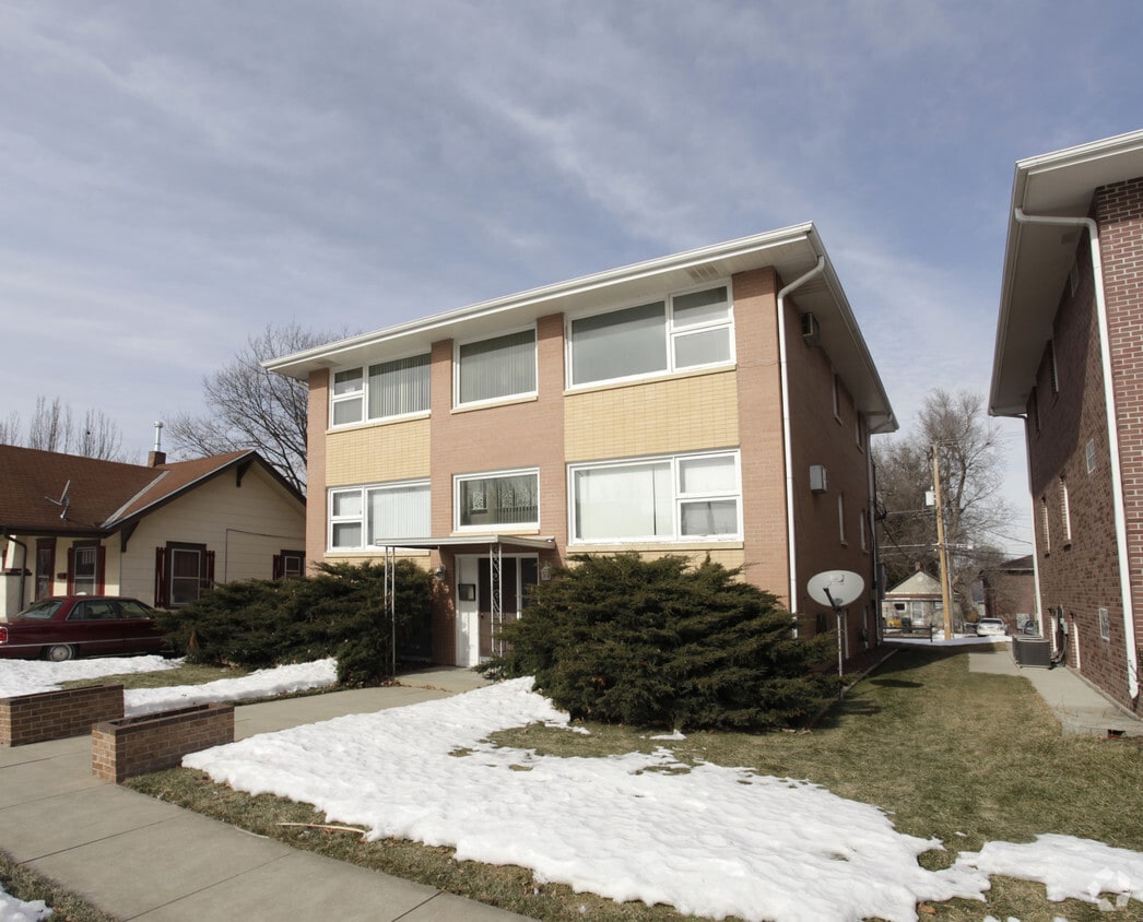 Primary Photo - 2426 C St