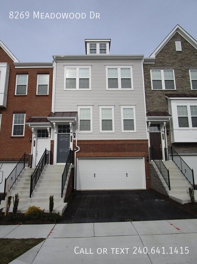 Foto del edificio - 8269 Meadowood Dr