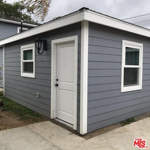 Foto principal - 17031 Atkinson Ave