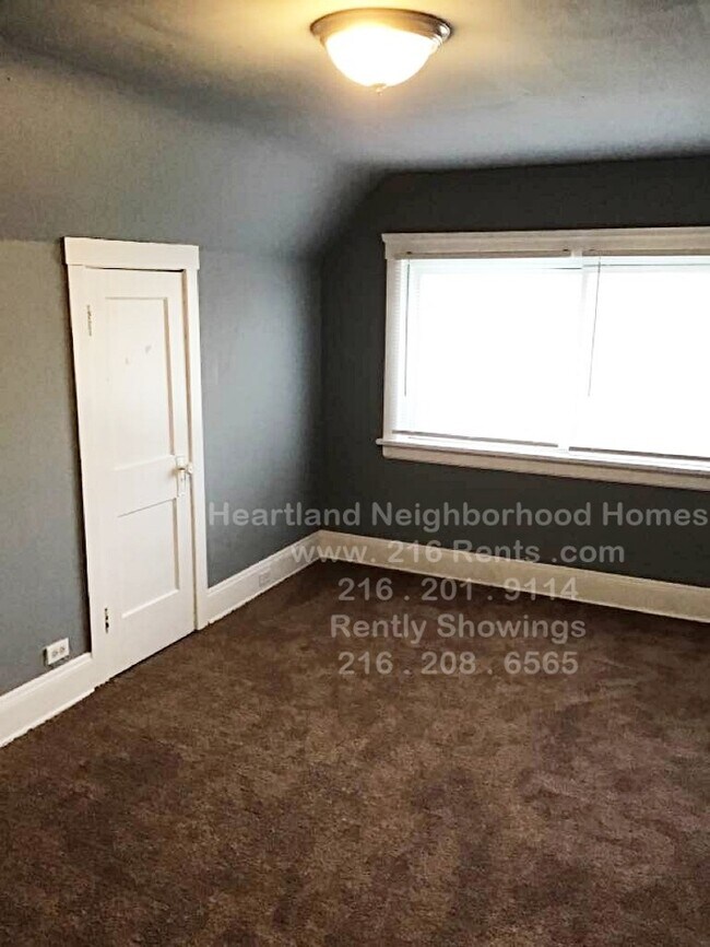 Foto del edificio - 2133 W 101st St