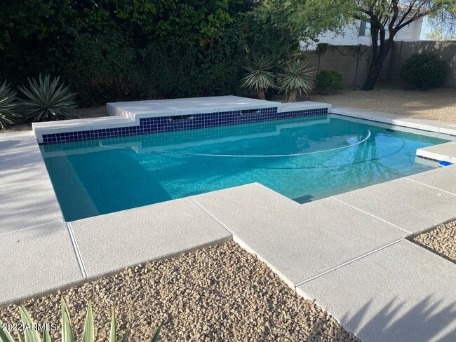 Foto del edificio - 7637 E Calle De Las Brisas