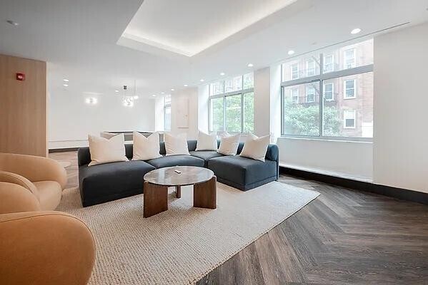 Foto del edificio - 260 W 26th St