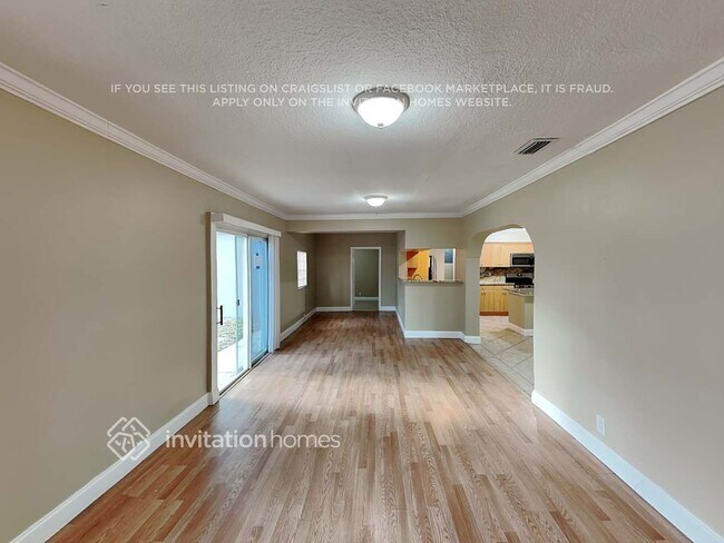 Foto del edificio - 1920 N 53rd Ave