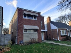 Building Photo - 724 Florence Ave