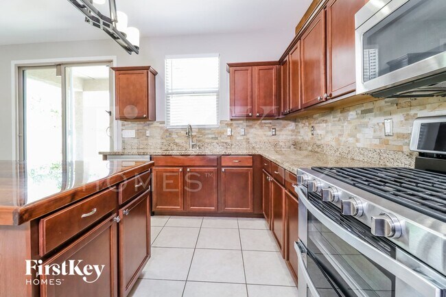 Foto del edificio - 18254 W Hatcher Rd