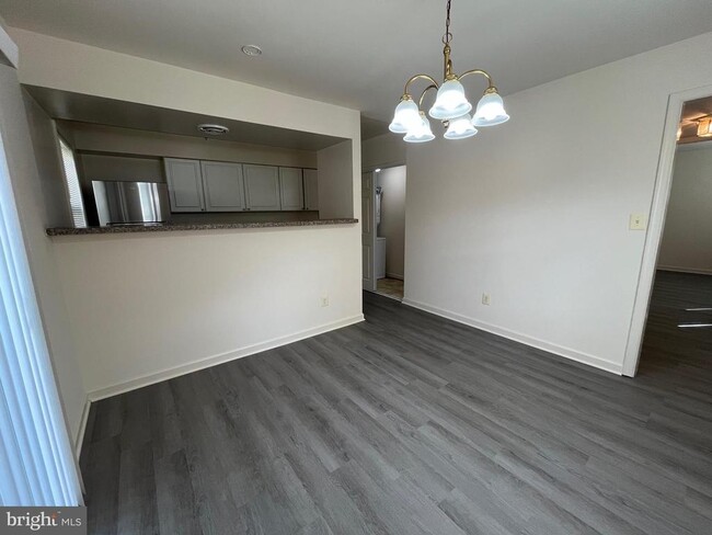 Building Photo - 9639 Hagel Cir