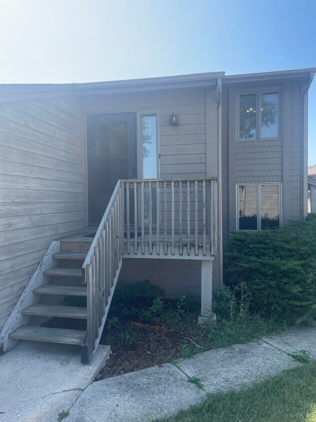 1926 Maple Ave Unit 1926, Loves Park, IL 61111 Apartments in Loves