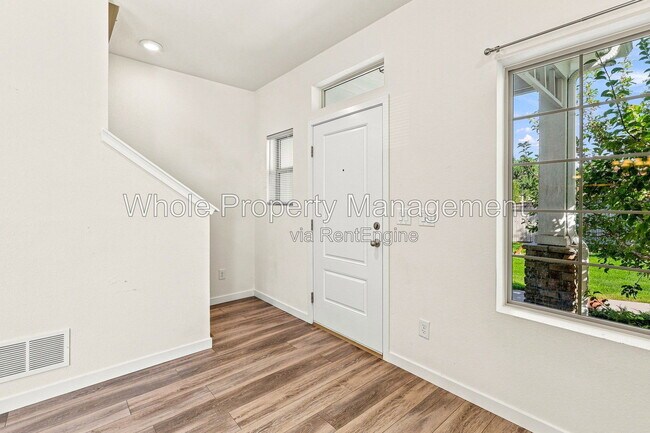 Foto del edificio - 871 E 98th Ave