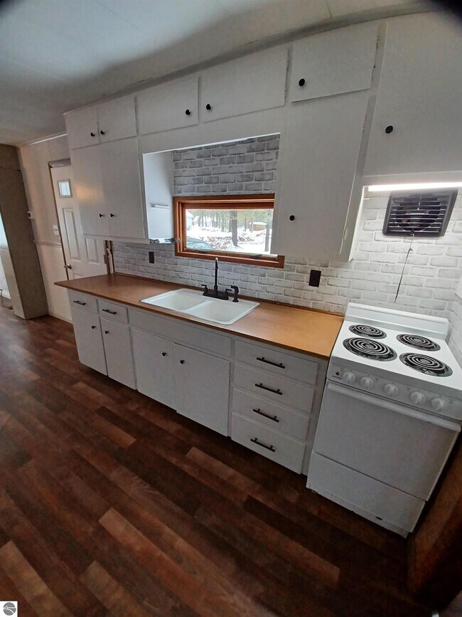 Foto del edificio - 2520 Oak St