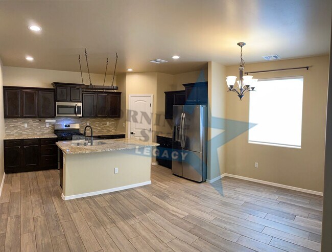 Foto del edificio - Beautiful 4 bed, 2 bath house move in ready! *military discount offered!