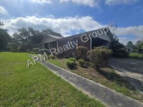 Building Photo - 314 Steele Rd