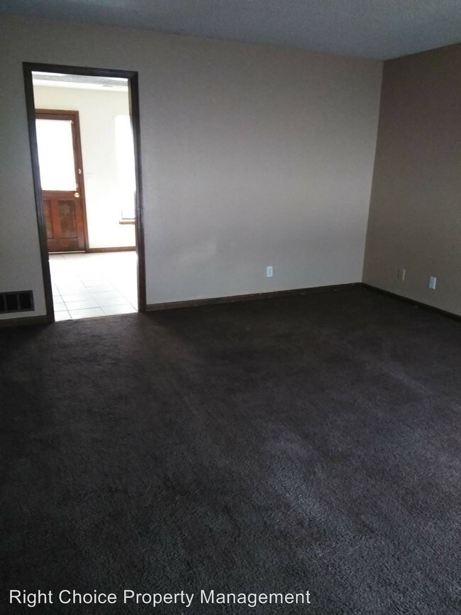 Building Photo - 219 Garrison