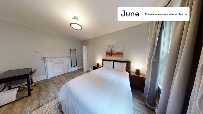 Foto del edificio - Private bedroom in 3 bed/1 bath Home