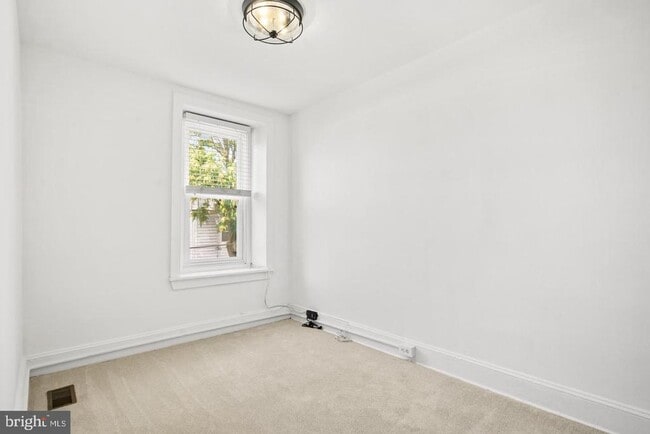 Foto del edificio - 3455 Bowman St