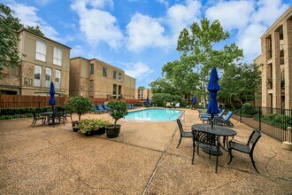 Building Photo - 4641 Wild Indigo St