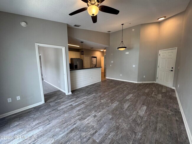 Foto del edificio - 5006 Key Lime Dr