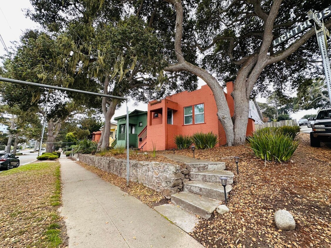 Primary Photo - The Lighthouse Cottage in Pacific Grove!