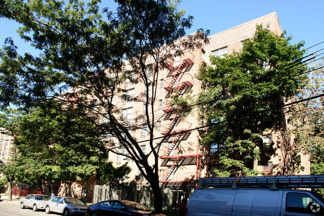 Building Photo - Stoneridge Apartments