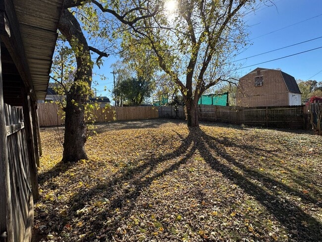 Photo - Nice ranch on basement in Charlotte Park House